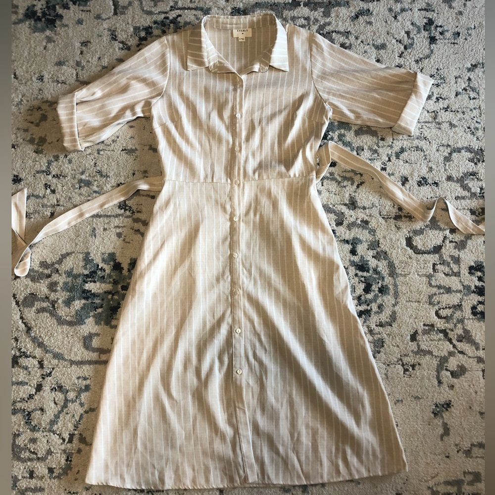 Everly brand size Medium